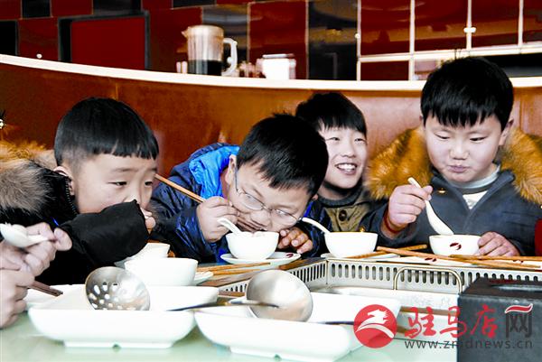 zhaohm170226.jpg