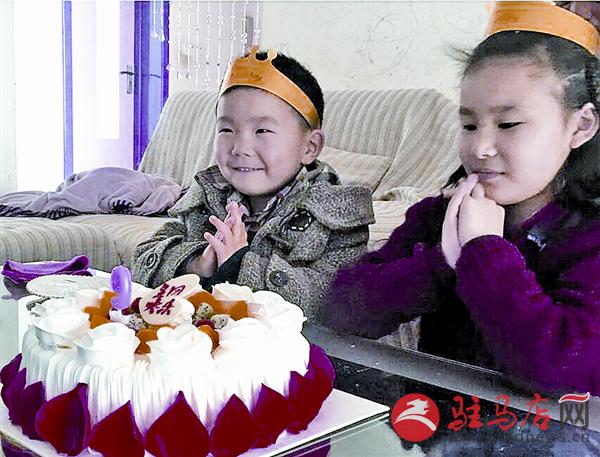 zhaohm170235.jpg