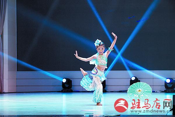 zhaohm170344.jpg