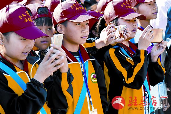 zhaohm170477.jpg