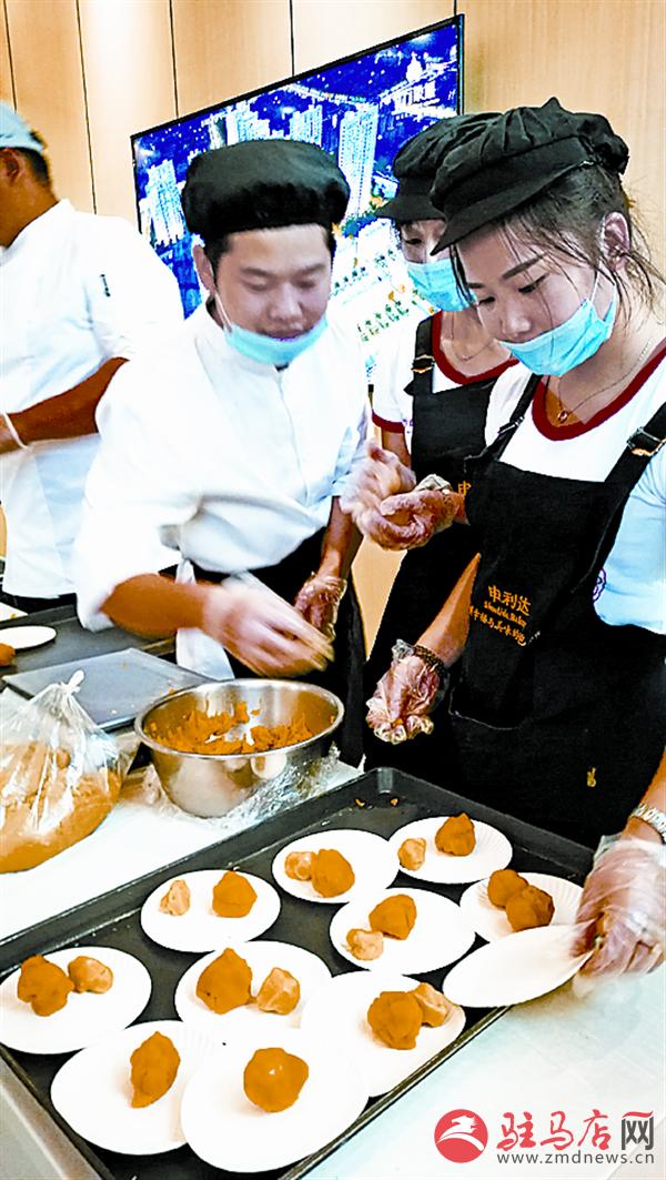 jiaoyp171018.jpg