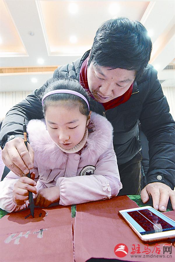 jiaoyp180215.jpg