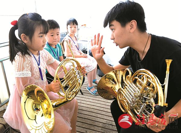 jiaoyp180610.jpg
