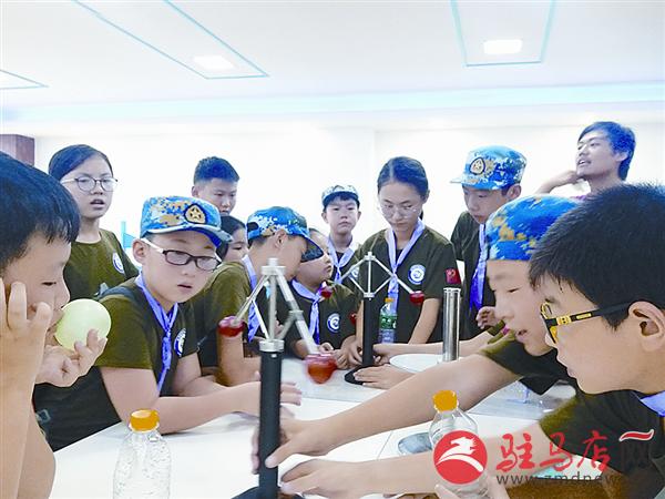 jiaoyp180825.jpg