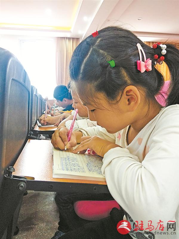 jiaoyp180975.jpg