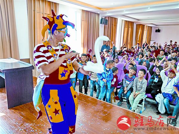 jiaoyp181099.jpg