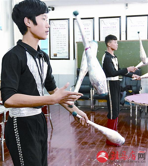 jiaoyp181196.jpg
