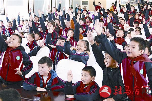 jiaoyp181195.jpg