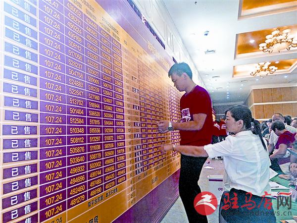 yuanzh1706119.jpg