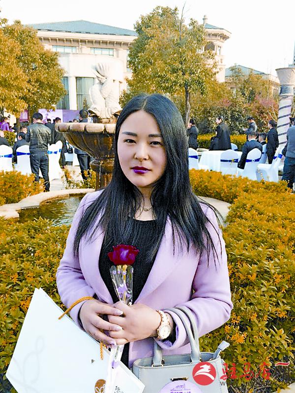 wangk1703105.jpg