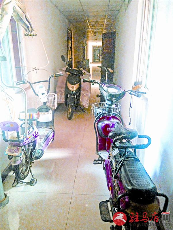 yuanzh1706123.jpg