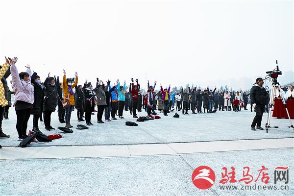 daih1901106.jpg