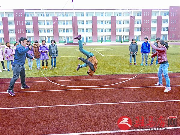 yuanzh1603125.jpg