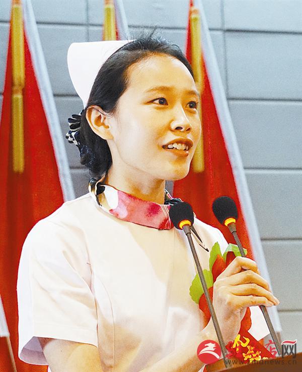 zhangz1505107.jpg