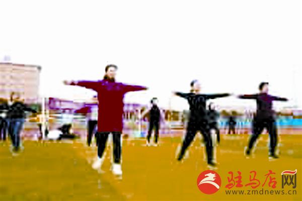 daih190332.jpg