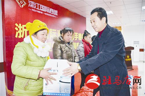 zhangz1412115.jpg