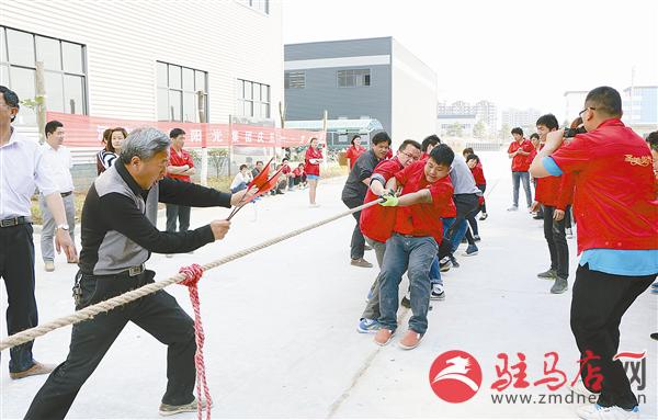 zhangz1506188.jpg