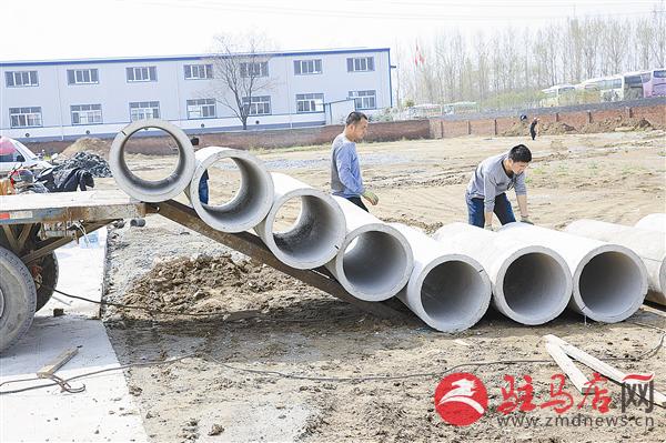 zhangz150420.jpg