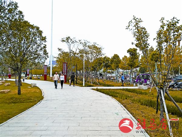 yaohf1709118.jpg