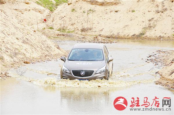zhangz150478.jpg