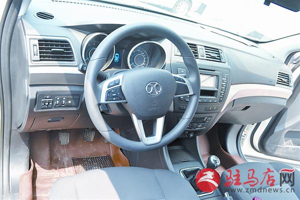 yuanzh1504177.jpg