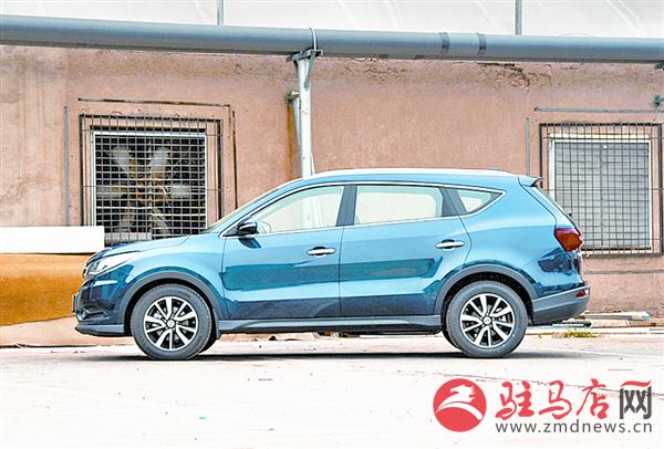 wangk1607120.jpg