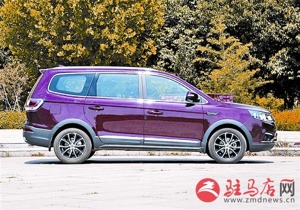 wangk1608106.jpg