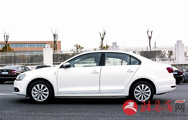 wangk1609107.jpg