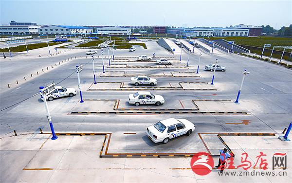 wangk1609153.jpg