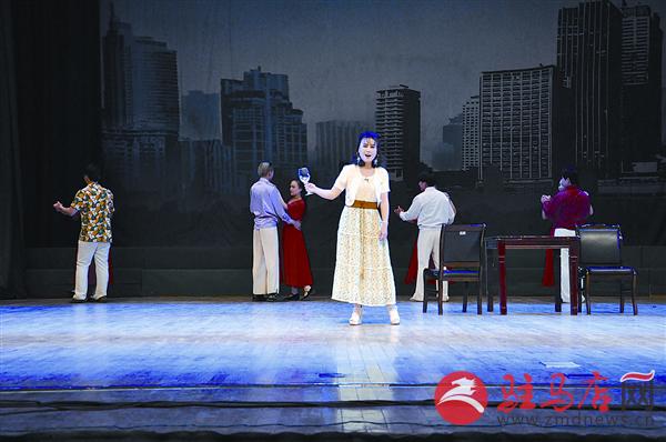 zhaol170340.jpg