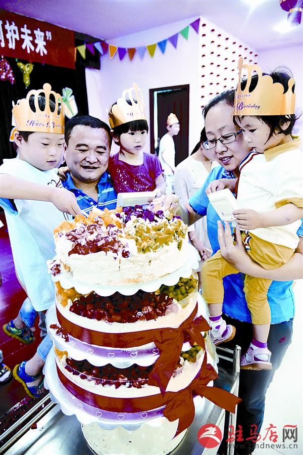 zhaol17061.jpg
