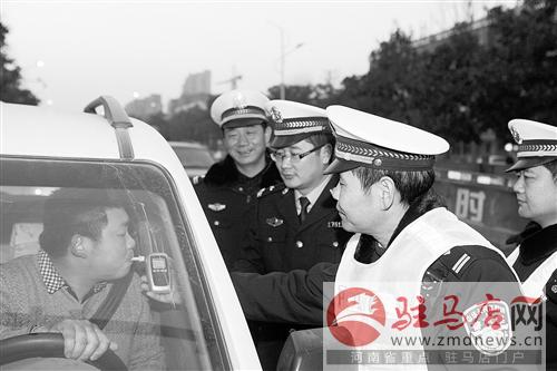 zhangz1412288.jpg