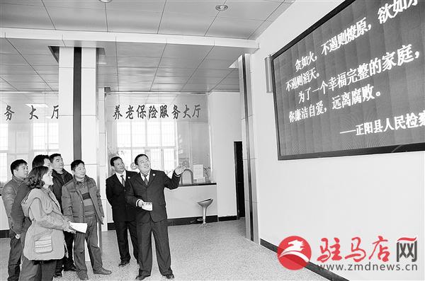 zhangz150220.jpg