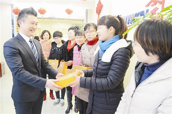 zhangz1503105.jpg