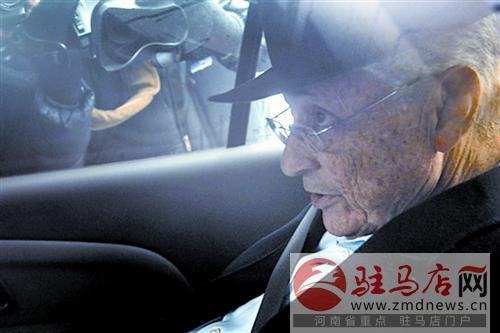 yangf1501108.jpg