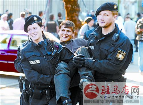 zhangxj150611.jpg