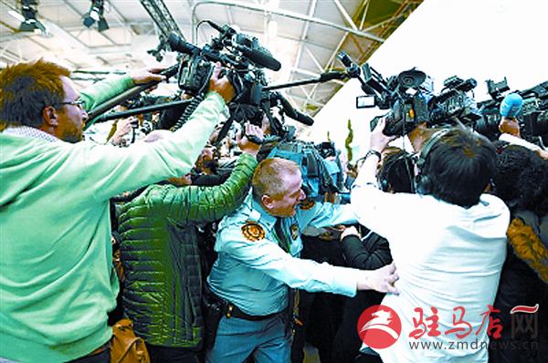 yangf151252.jpg