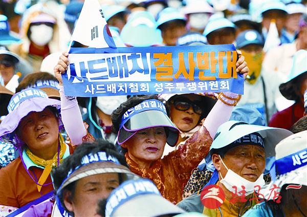 yangf160778.jpg