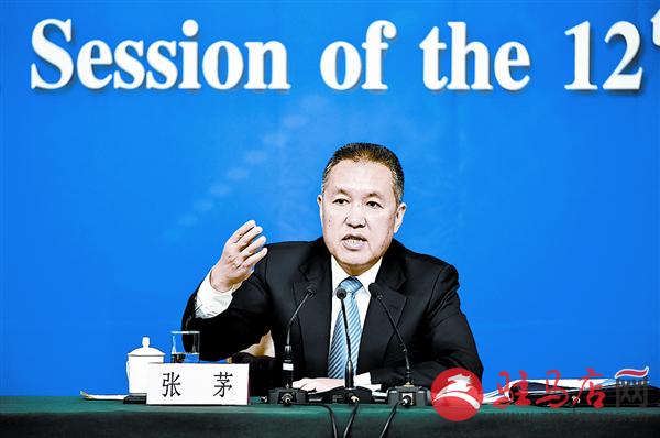 yangf150318.jpg
