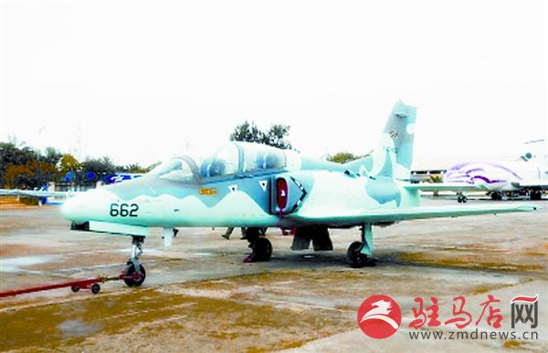 yangf150410.jpg
