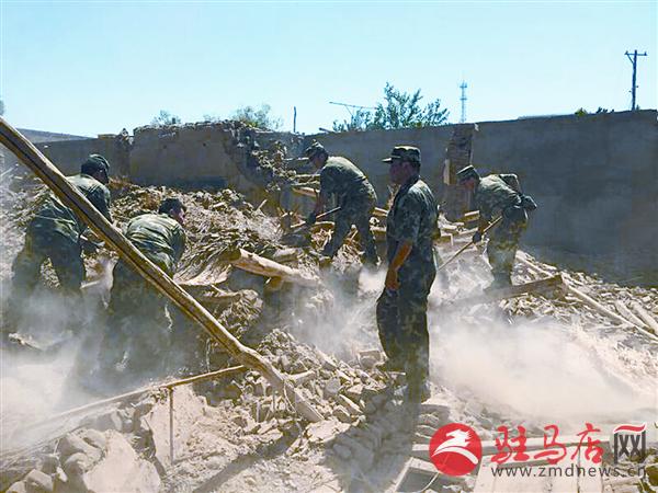 yangf15078.jpg