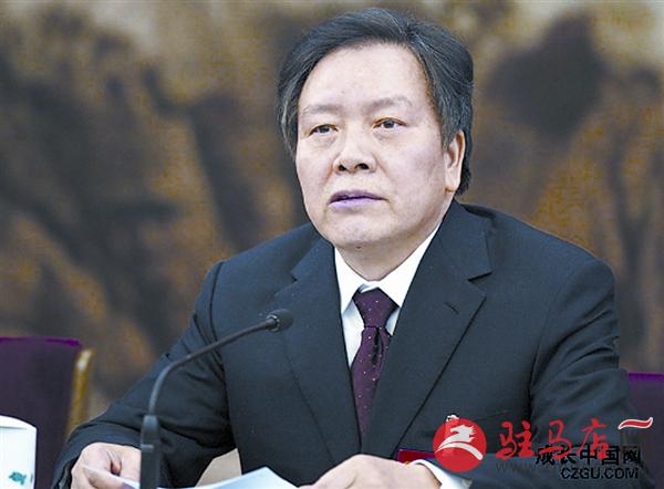 yangf150742.jpg