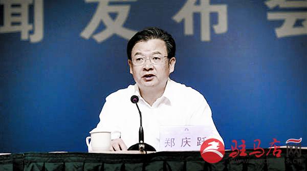 yangf1508115.jpg