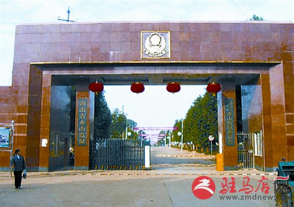 yangf150997.jpg