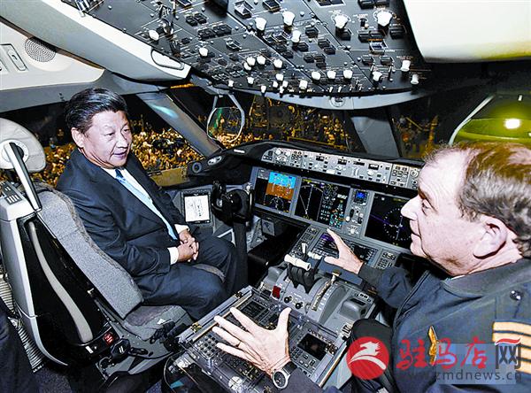 yangf1509139.jpg