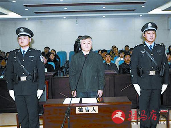 yangf15121281.jpg