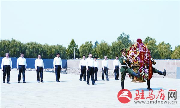 yangf16071362.jpg