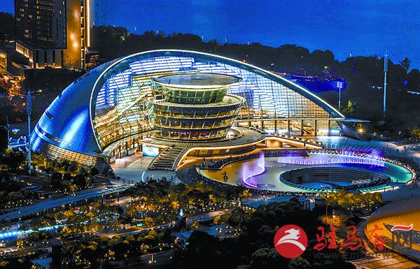 yangf16090.jpg