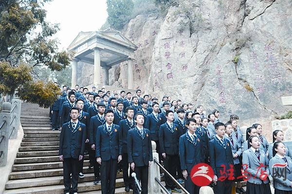 yangf161232.jpg