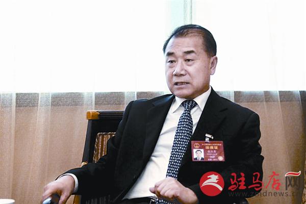 yangf170331.jpg